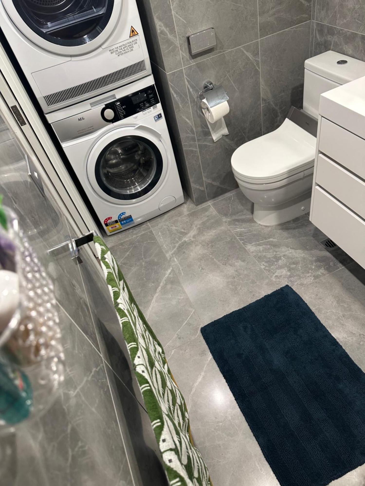Private 1 Bed Accom With Bathroom In A 3 Bed Apartment - Melb Cbd, Regency Towers - Free Parking, Wifi And Pool Melbourne Ngoại thất bức ảnh
