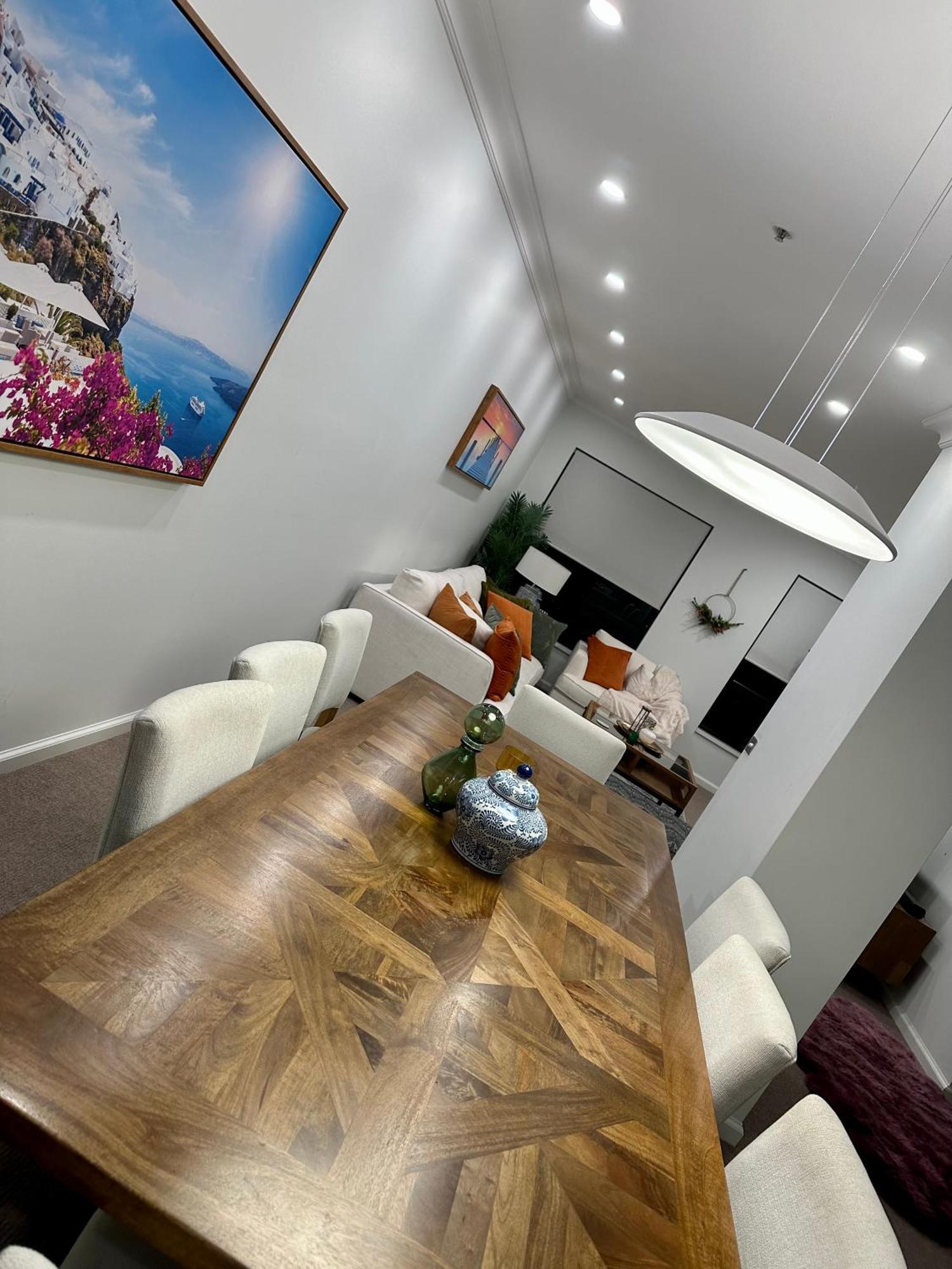 Private 1 Bed Accom With Bathroom In A 3 Bed Apartment - Melb Cbd, Regency Towers - Free Parking, Wifi And Pool Melbourne Ngoại thất bức ảnh